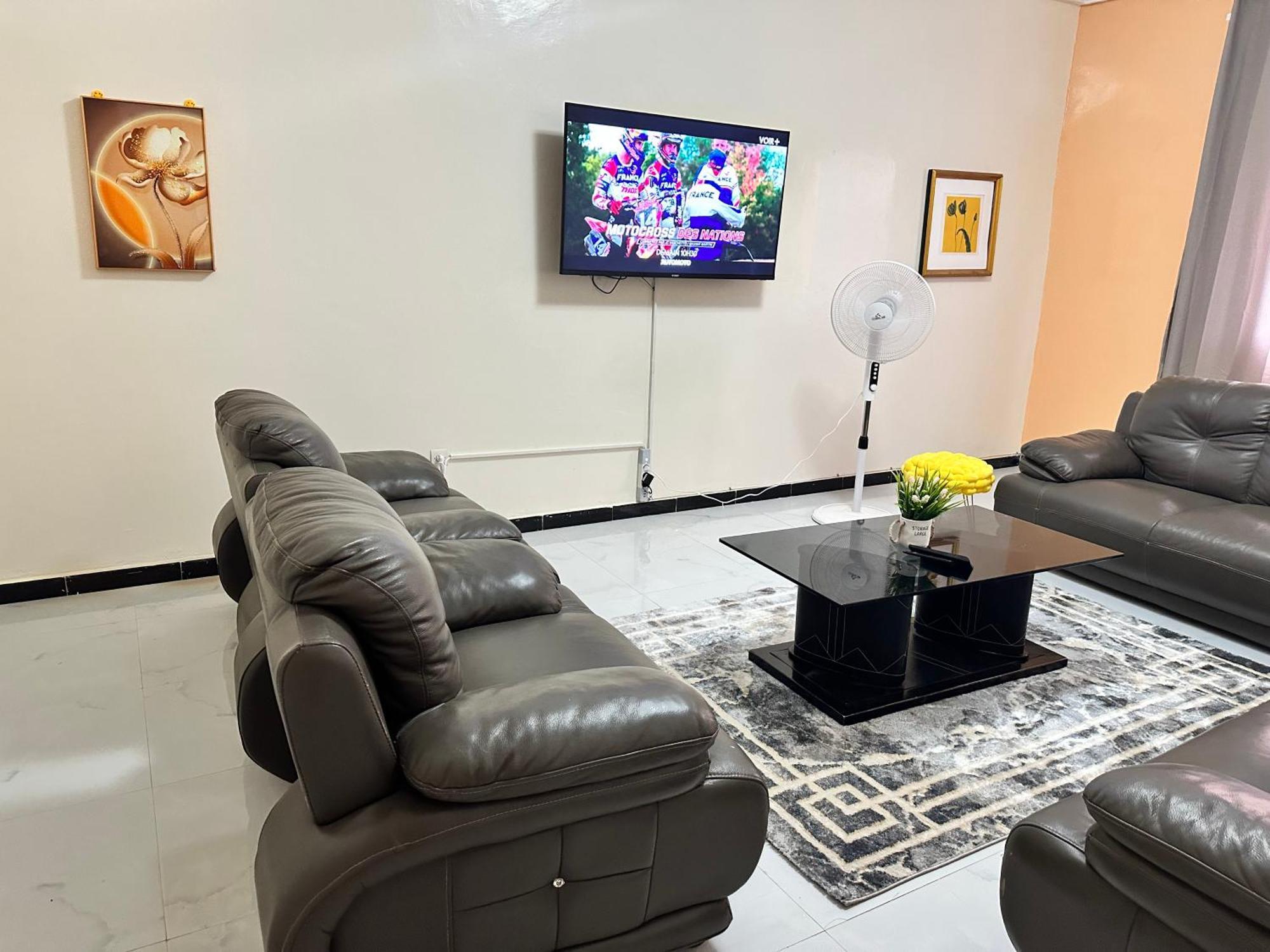 Residences Primis Thies - Appartements Et Chambres Екстер'єр фото