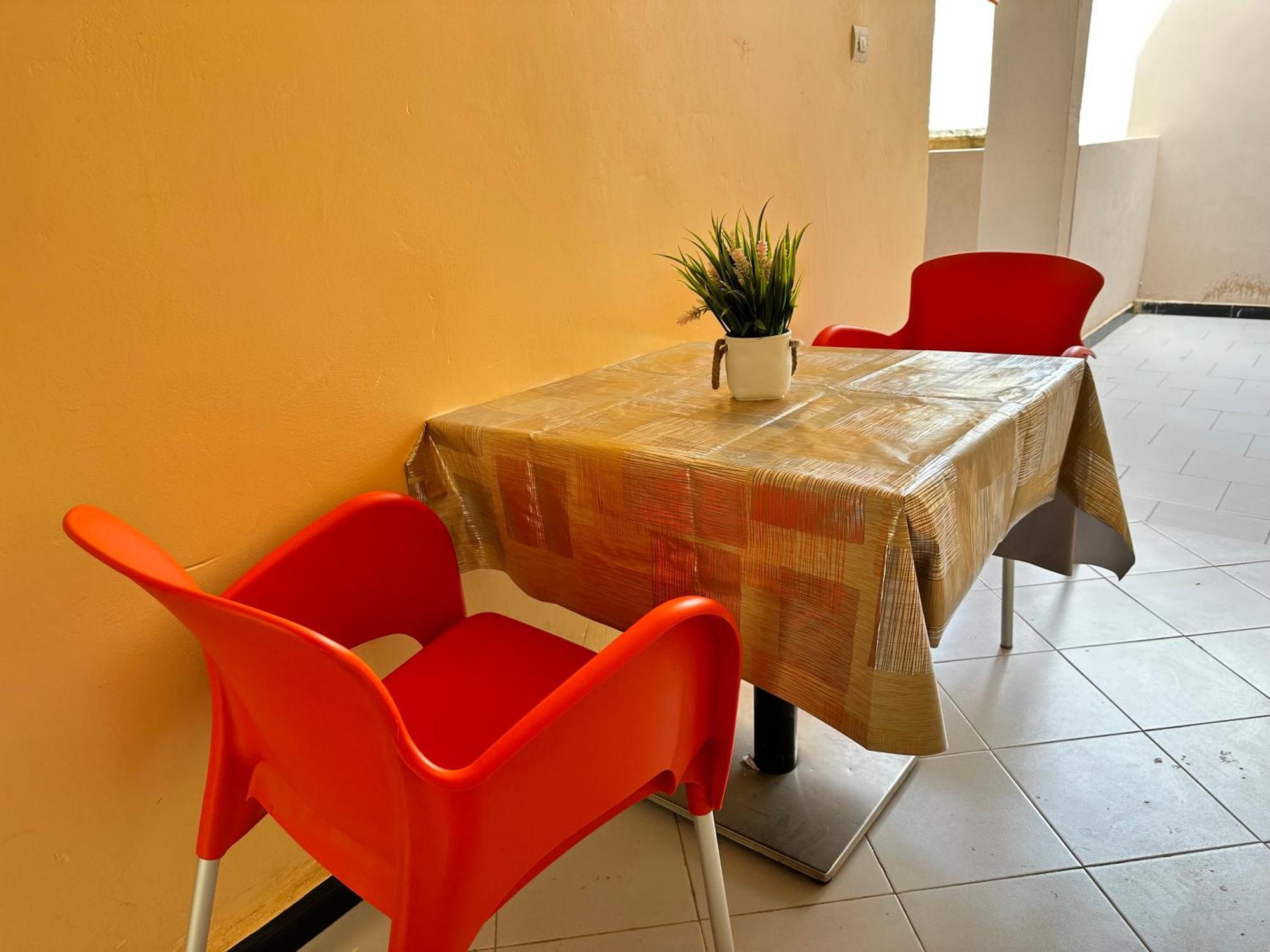 Residences Primis Thies - Appartements Et Chambres Екстер'єр фото